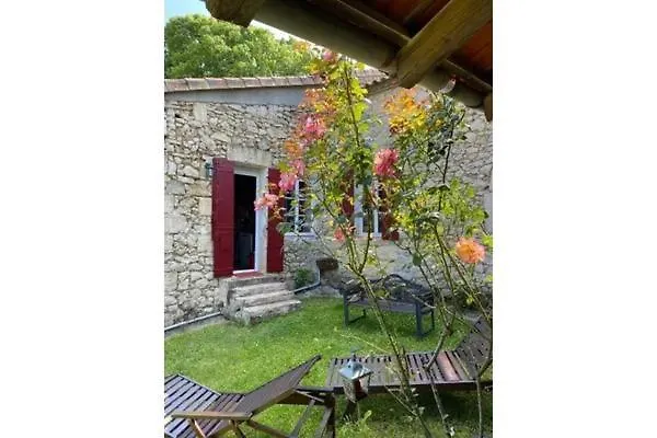 Hébergement de vacances Pujols Pujols (Gironde)